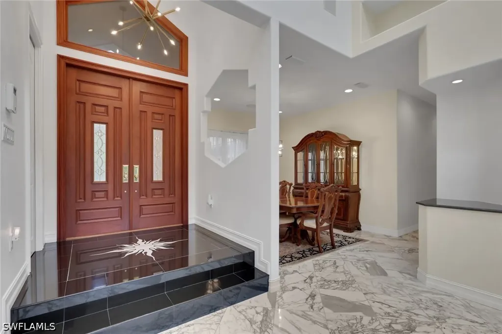 6020 Green Boulevard Naples FL 34116
