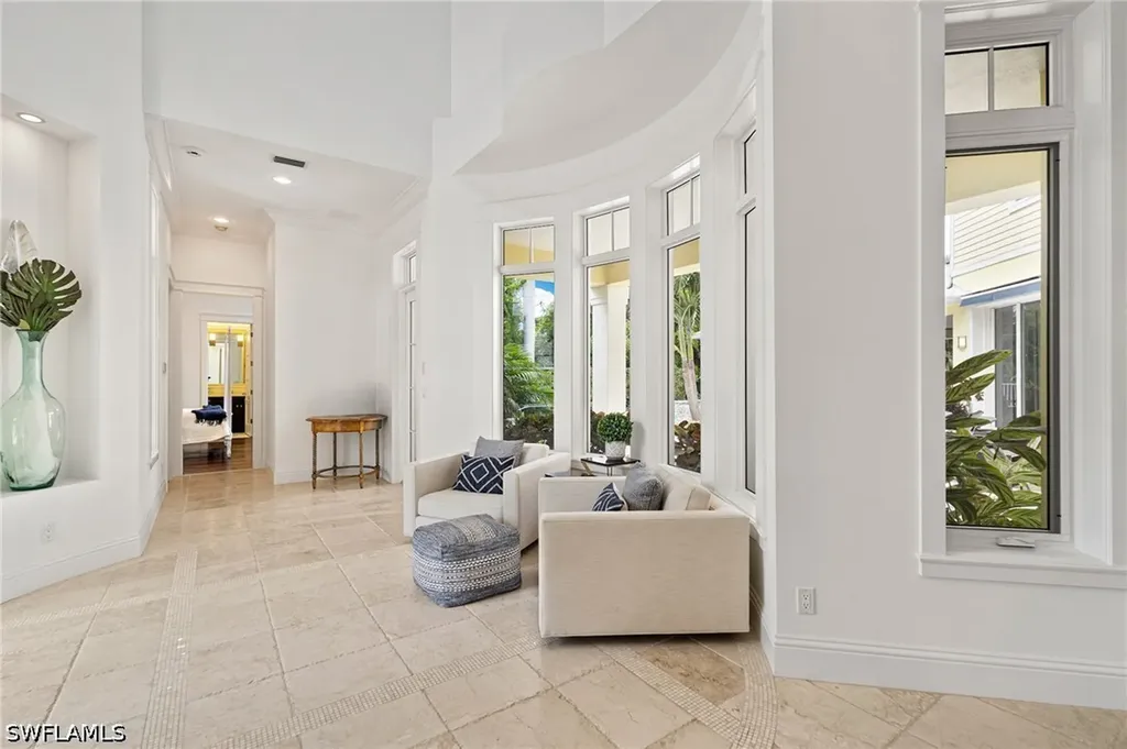 615 Binnacle Drive Naples FL 34103
