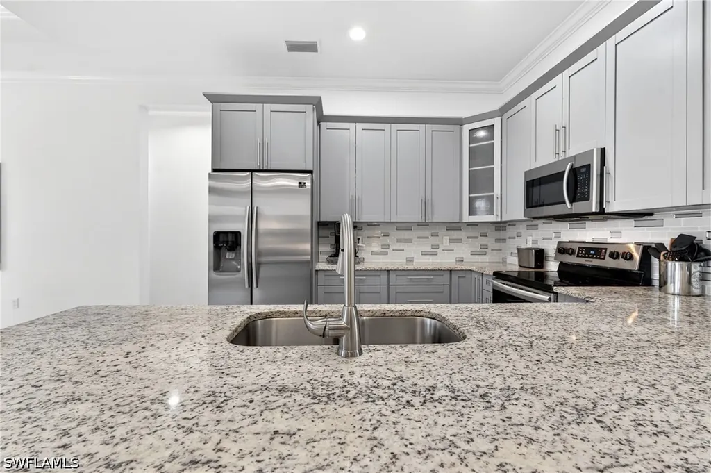 3845 47th Avenue NE Naples FL 34120