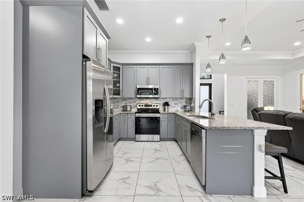 3845 47th Avenue NE Naples FL 34120