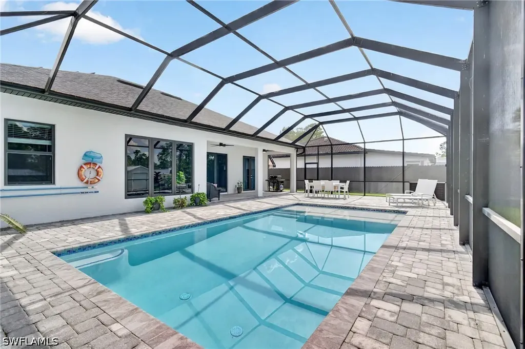 3845 47th Avenue NE Naples FL 34120