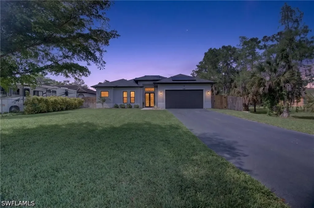 3845 47th Avenue NE Naples FL 34120