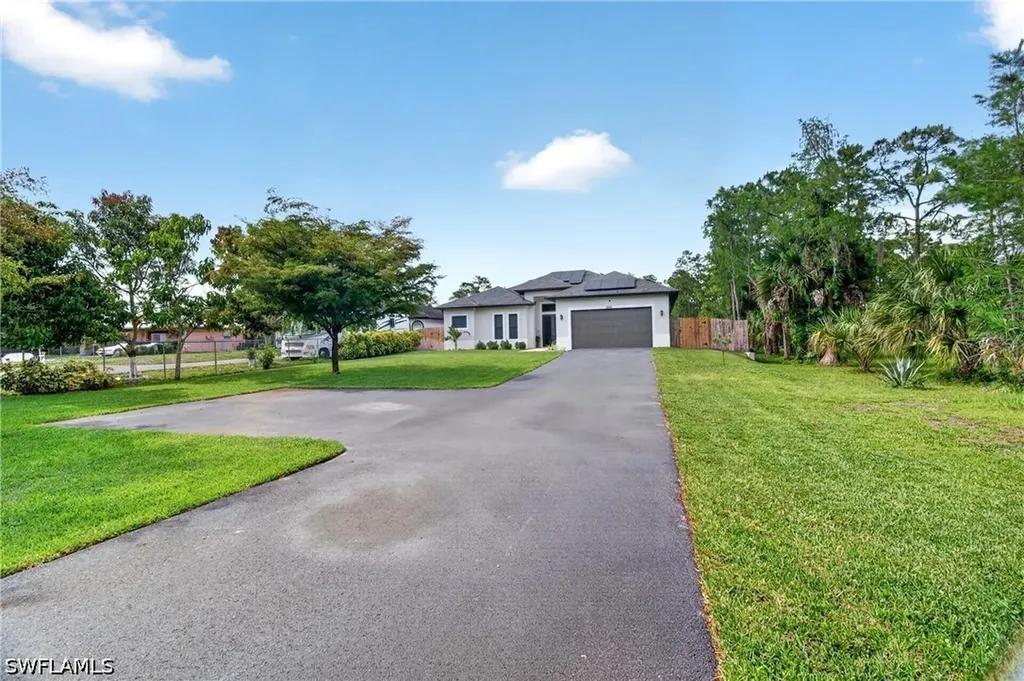 3845 47th Avenue NE Naples FL 34120