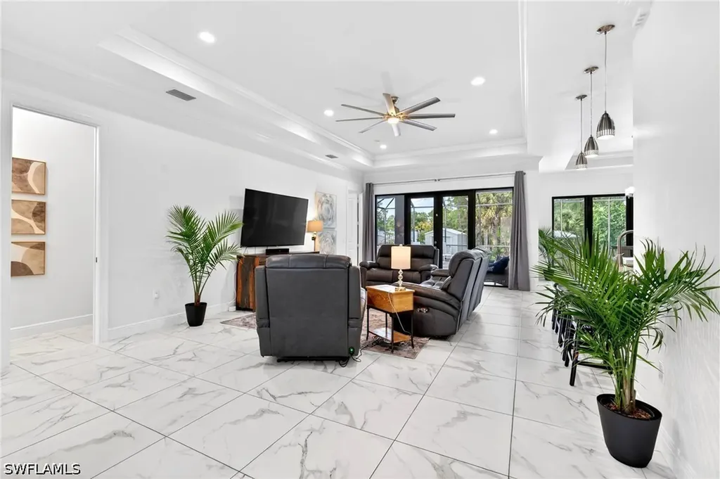 3845 47th Avenue NE Naples FL 34120