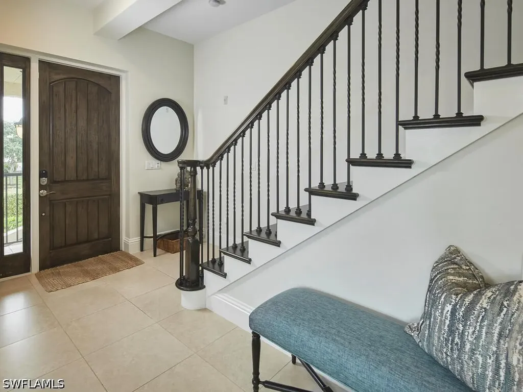 692 10th Avenue S Naples FL 34102