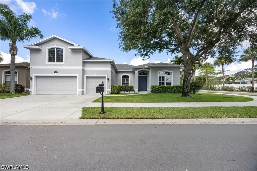 382 Burnt Pine Drive Naples FL 34119