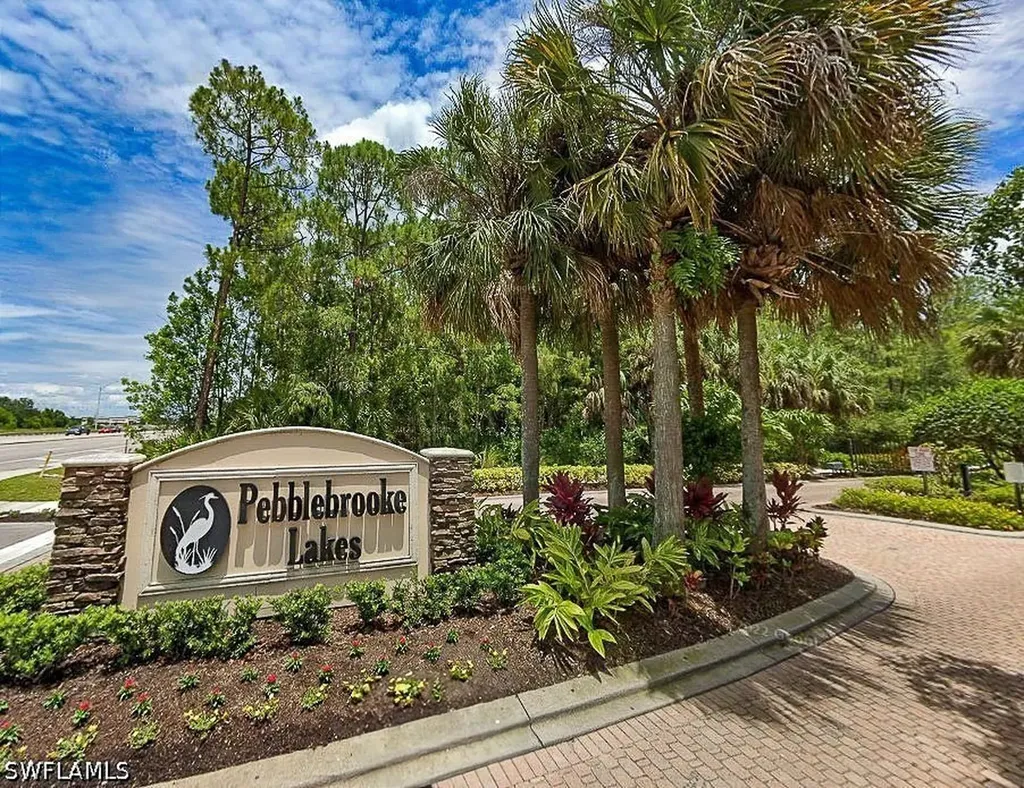 382 Burnt Pine Drive Naples FL 34119