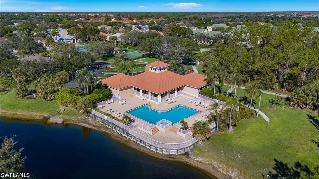 382 Burnt Pine Drive Naples FL 34119