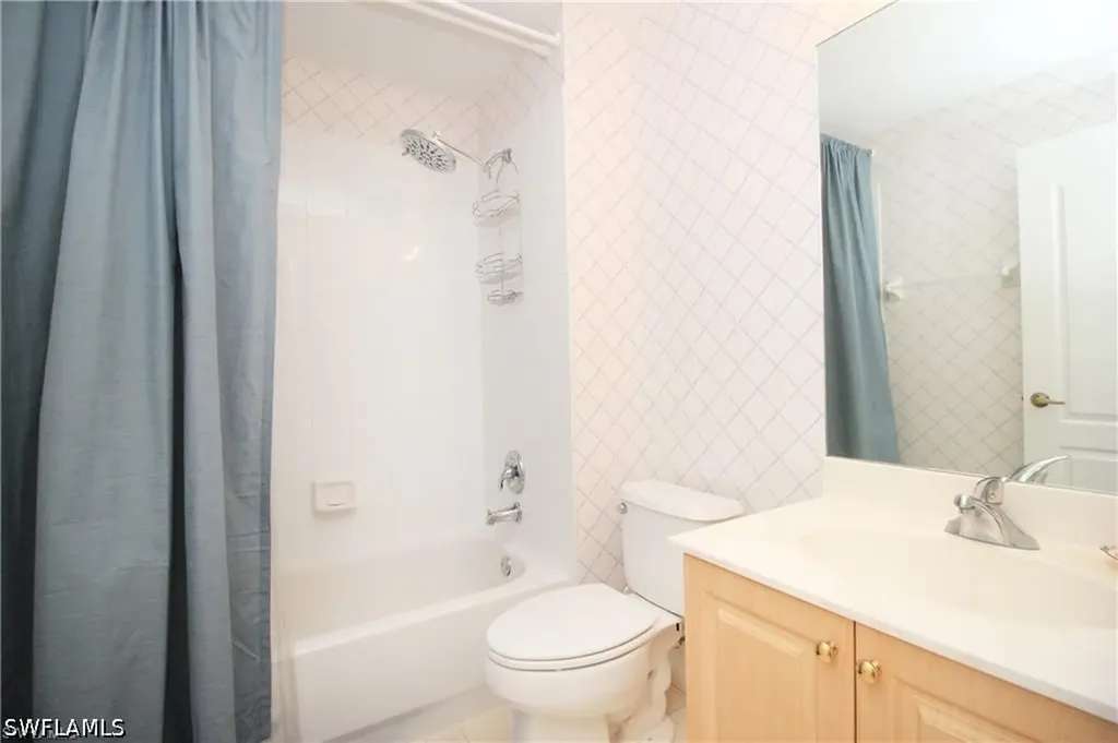 2925 Cypress Trace Circle Naples FL 34119