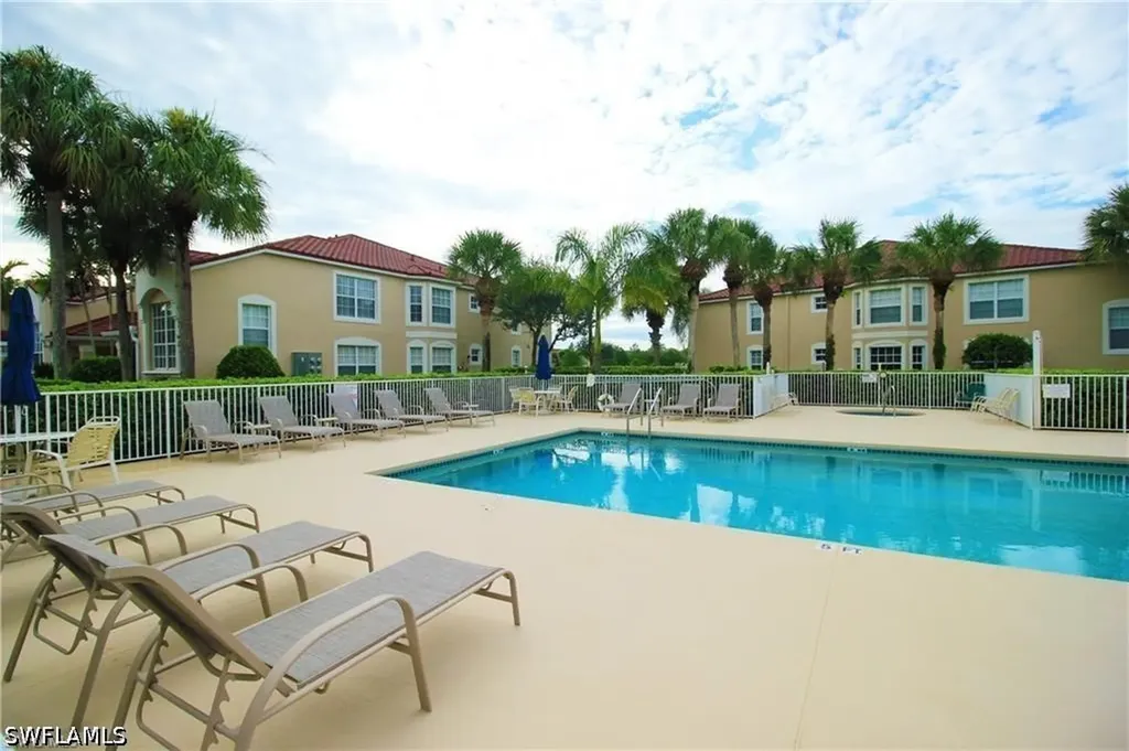 2925 Cypress Trace Circle Naples FL 34119
