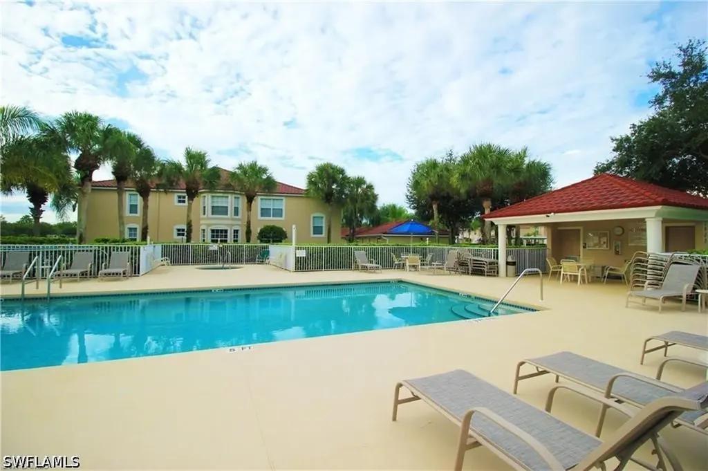2925 Cypress Trace Circle Naples FL 34119