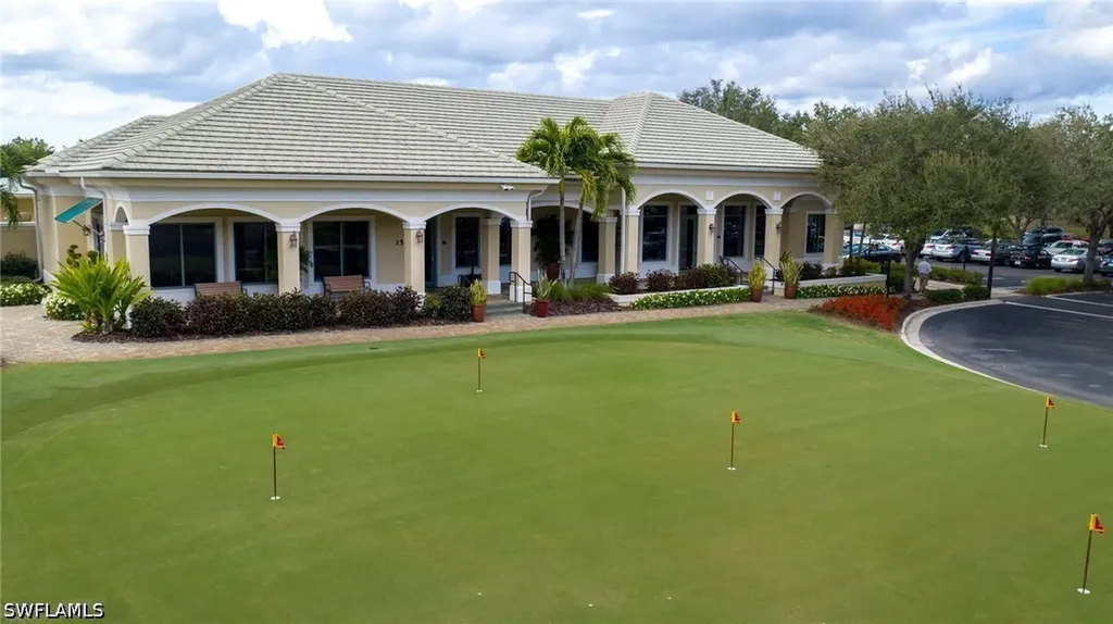 2925 Cypress Trace Circle Naples FL 34119