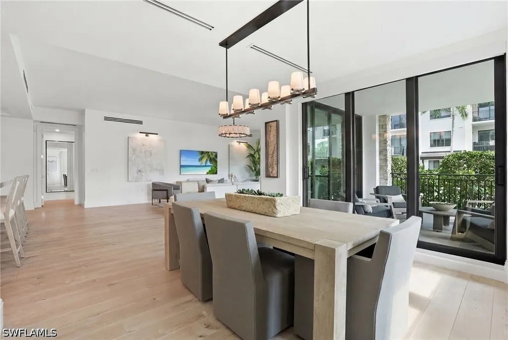 1130 3rd Avenue S Naples FL 34102