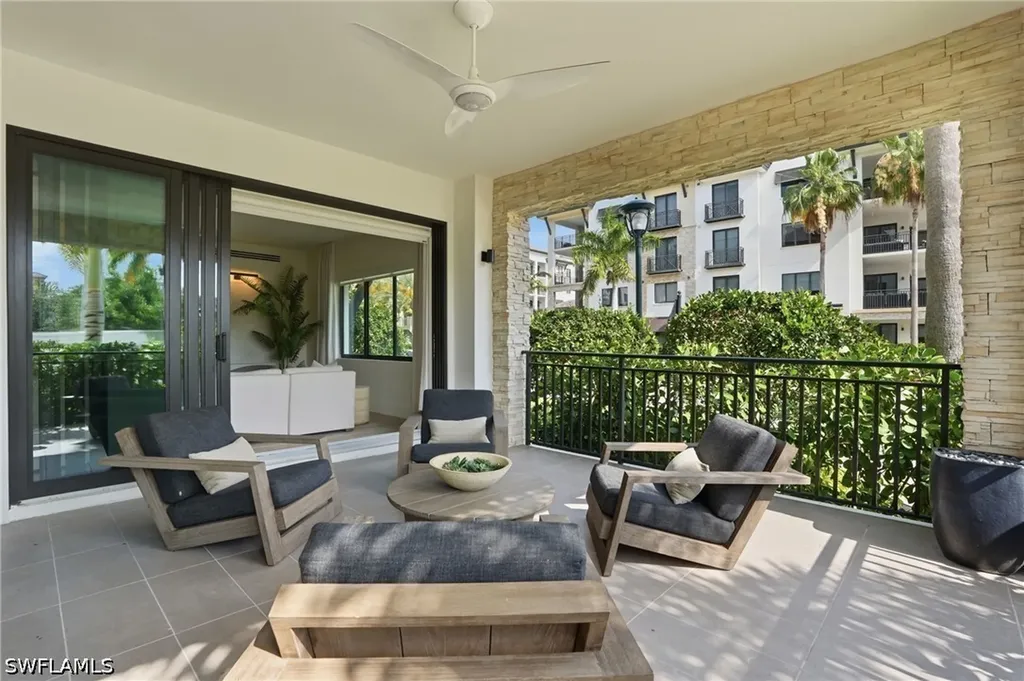 1130 3rd Avenue S Naples FL 34102