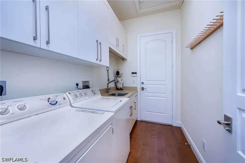 7657 Mulberry Lane Naples FL 34114
