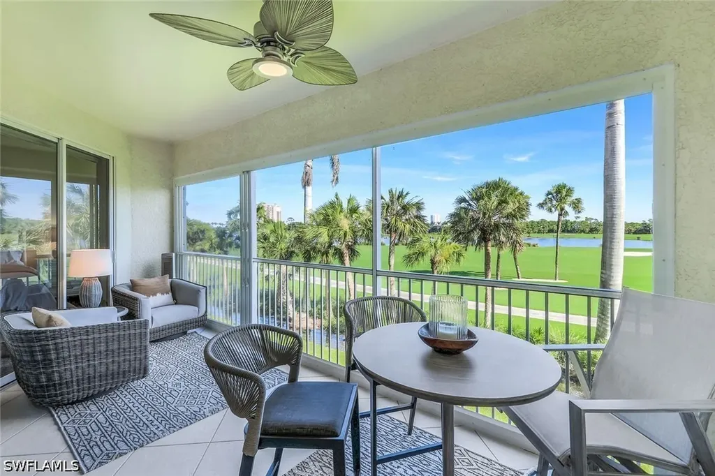 Bonita Springs FL, 4120 Bayhead Drive, Unit 105