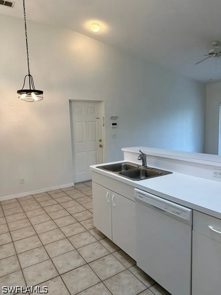 27103 Matheson Avenue Bonita Springs FL 34135