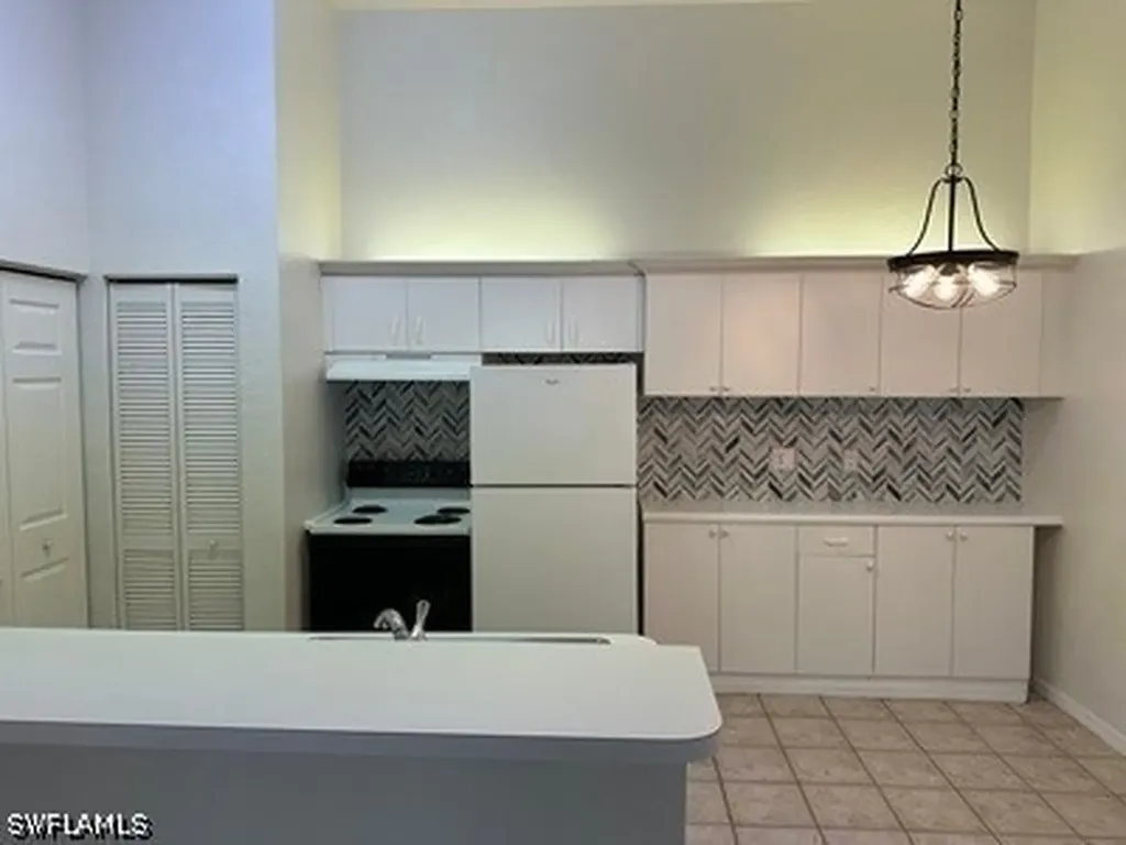 27103 Matheson Avenue Bonita Springs FL 34135