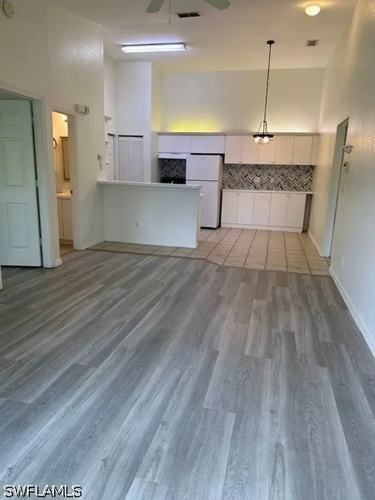 27103 Matheson Avenue Bonita Springs FL 34135