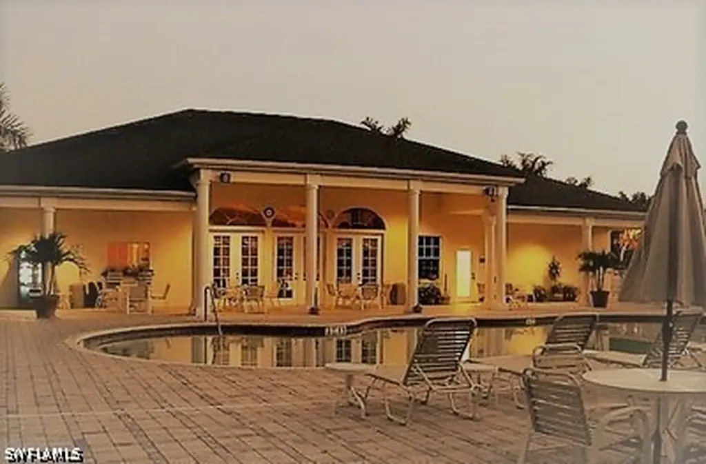 27103 Matheson Avenue Bonita Springs FL 34135
