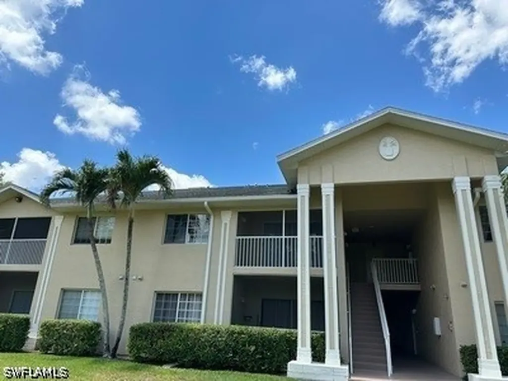 27103 Matheson Avenue Bonita Springs FL 34135