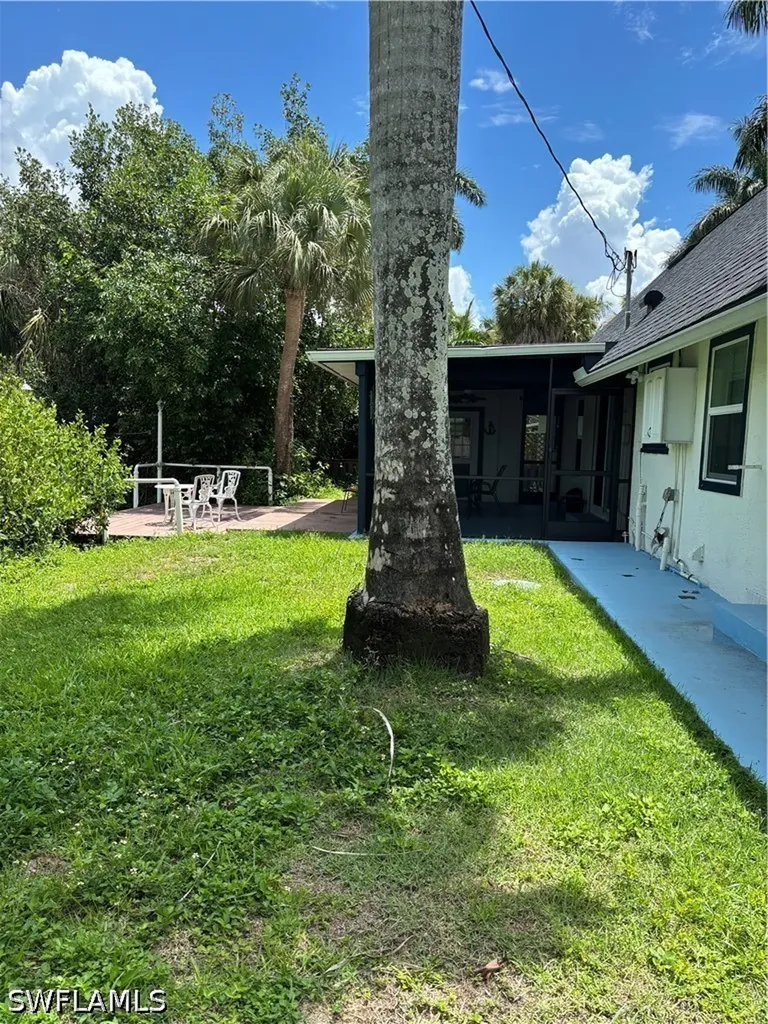 127 Standish Circle North Fort Myers FL 33903