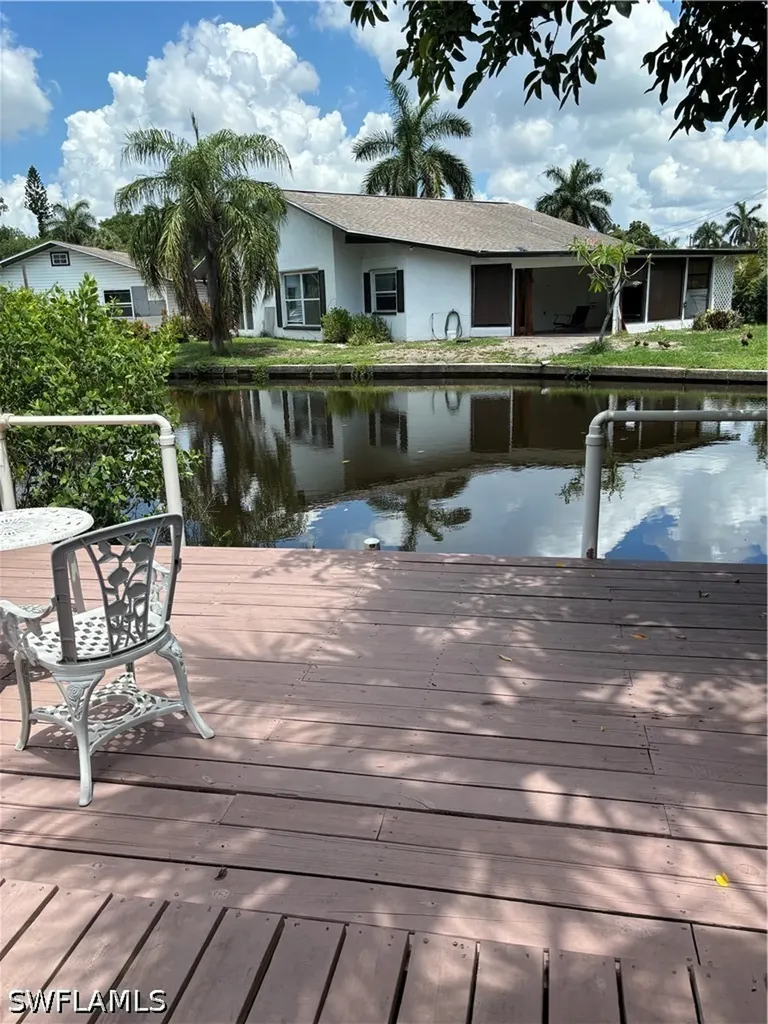 127 Standish Circle North Fort Myers FL 33903