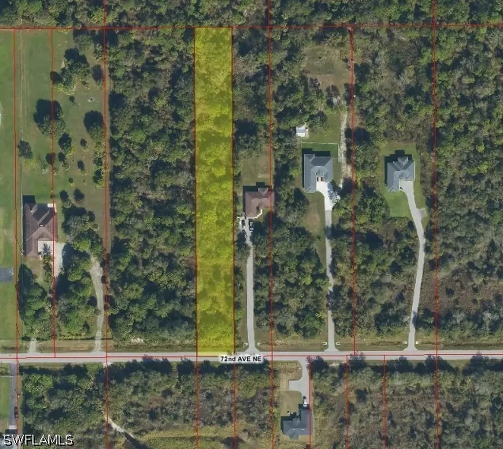 2735 72nd Avenue NE Naples FL 34120