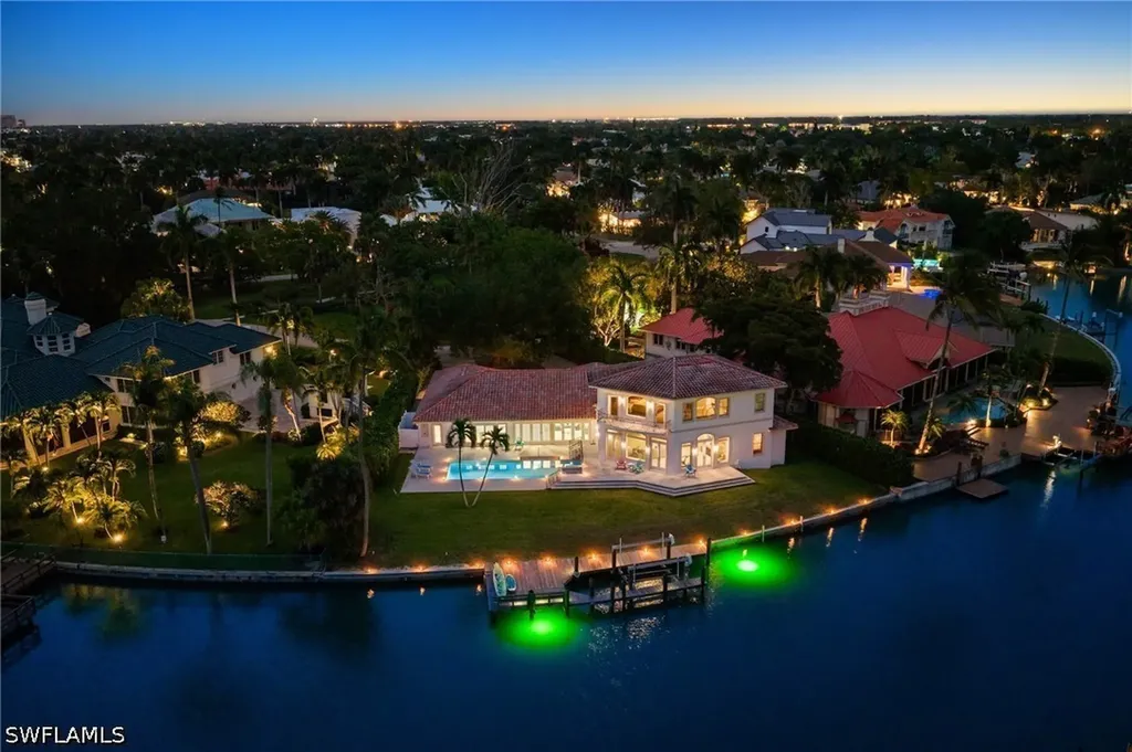 350 Bow Line Bend Naples FL 34103