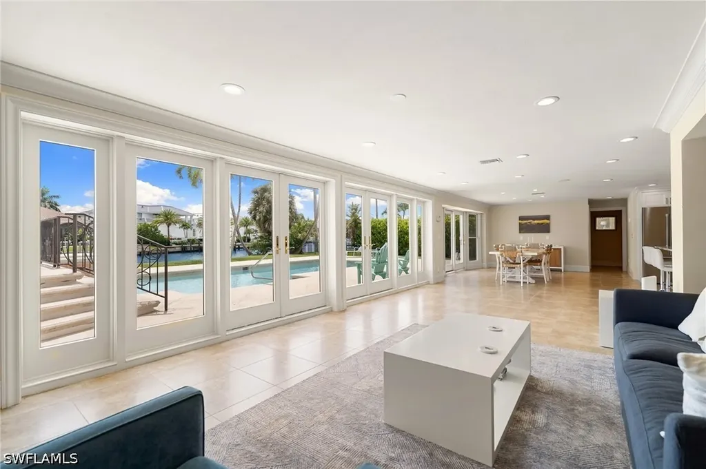350 Bow Line Bend Naples FL 34103