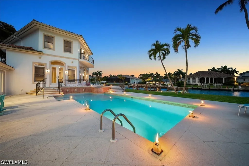 350 Bow Line Bend Naples FL 34103