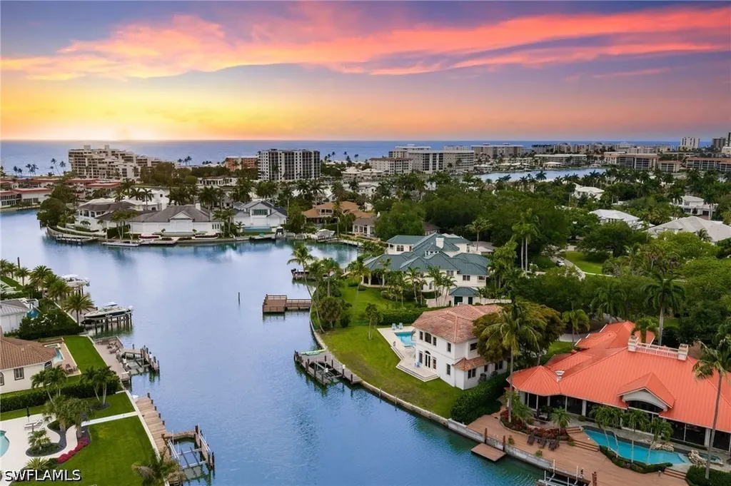 350 Bow Line Bend Naples FL 34103
