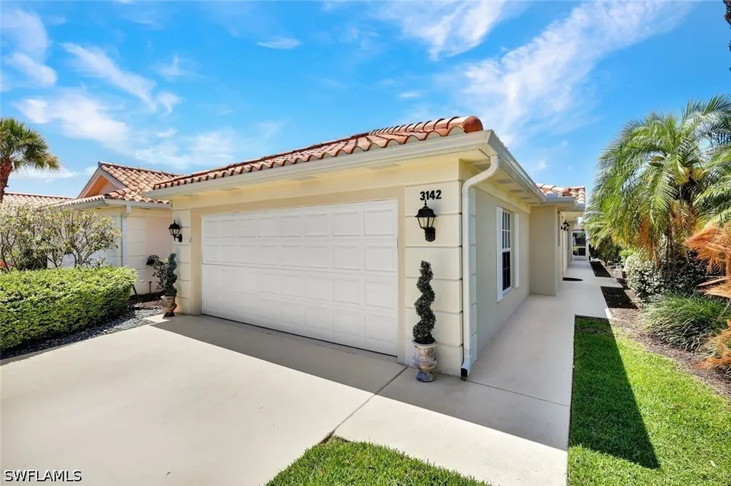 3142 Andorra Court Naples FL 34109