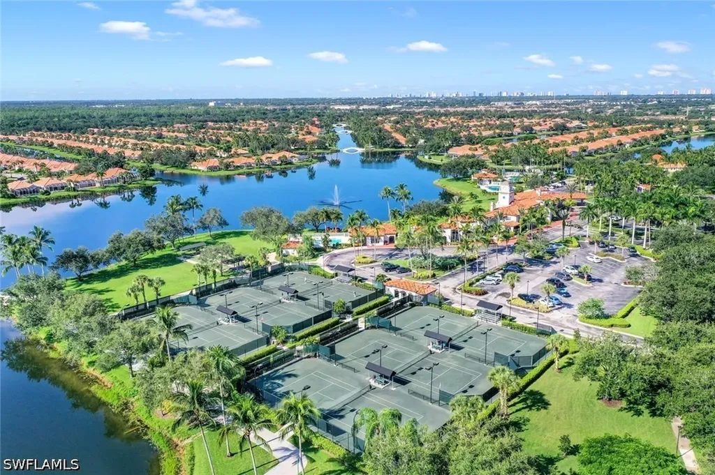 3142 Andorra Court Naples FL 34109