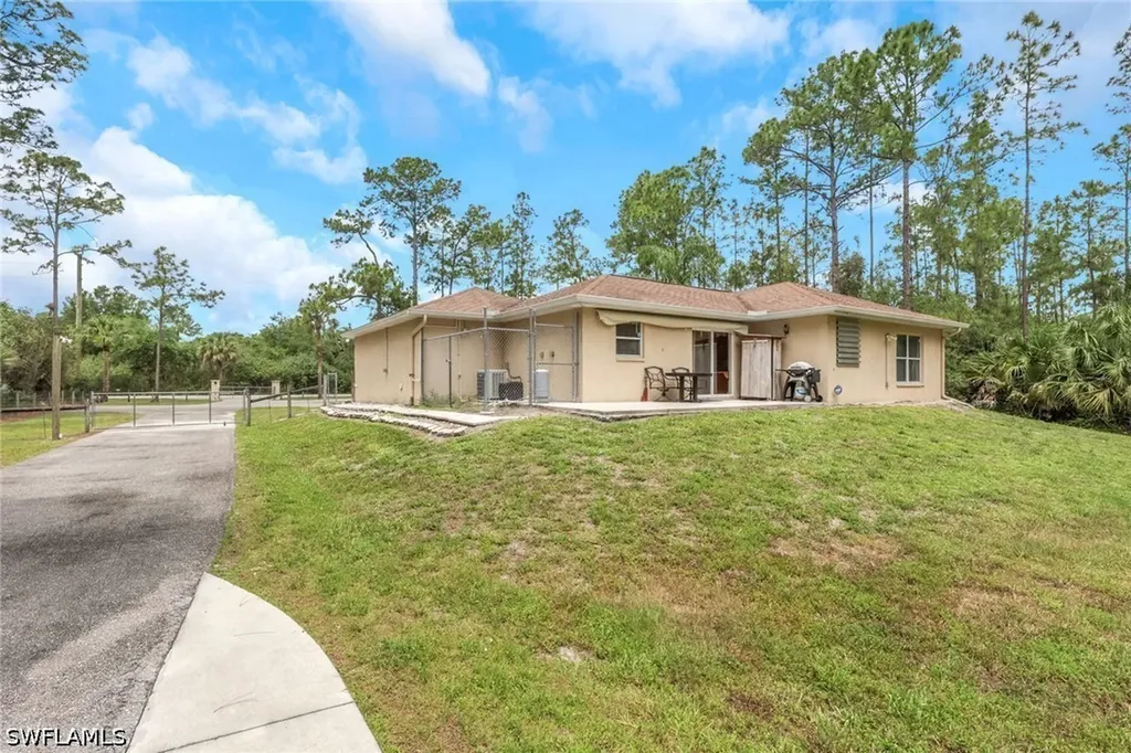 3110 Desoto Boulevard S Naples FL 34117