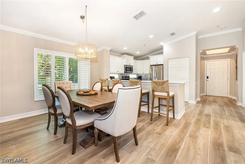 975 Tarpon Cove Drive Naples FL 34110