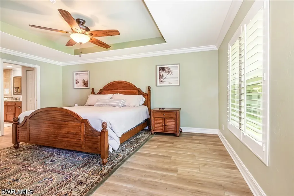 975 Tarpon Cove Drive Naples FL 34110