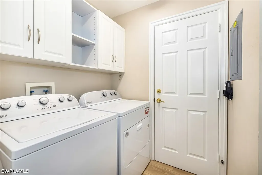 975 Tarpon Cove Drive Naples FL 34110