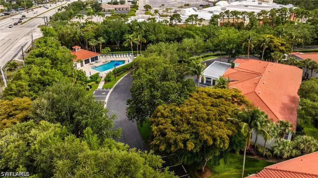 975 Tarpon Cove Drive Naples FL 34110