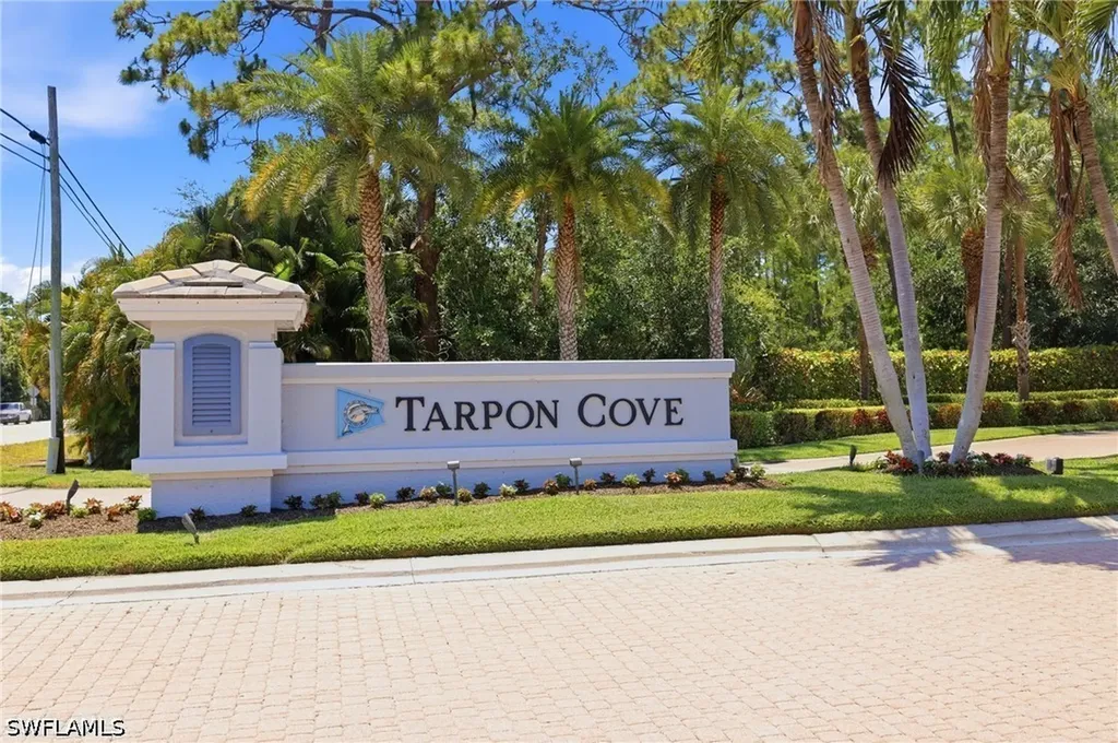975 Tarpon Cove Drive Naples FL 34110