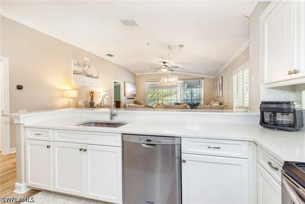 975 Tarpon Cove Drive Naples FL 34110