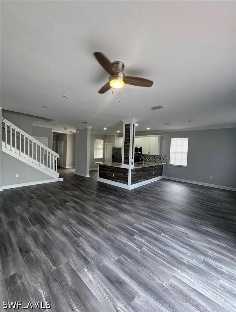 7614 Bristol Circle Naples FL 34120