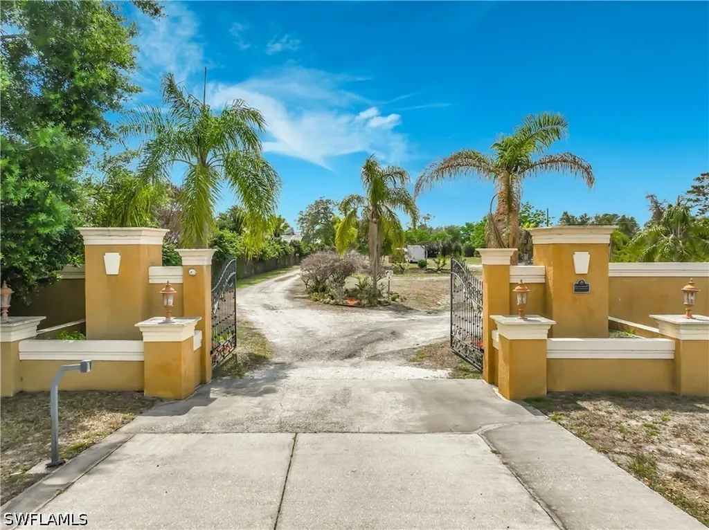 4210 S Hiawassee Road Orlando FL 32835