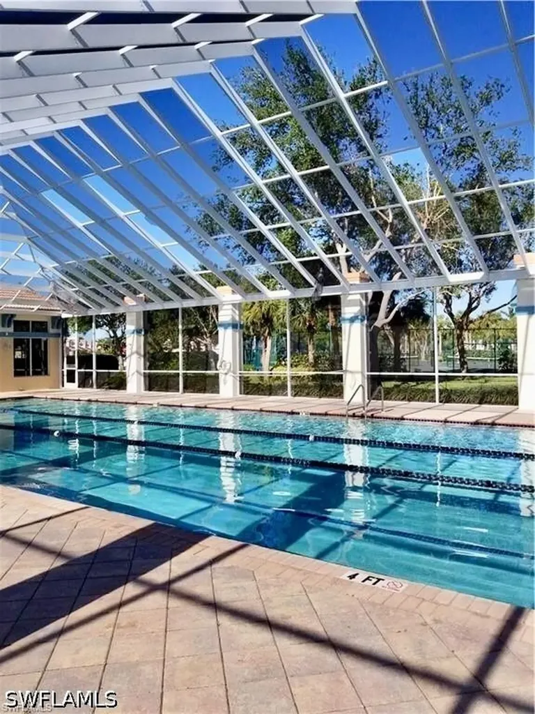 3017 Driftwood Way Naples FL 34109