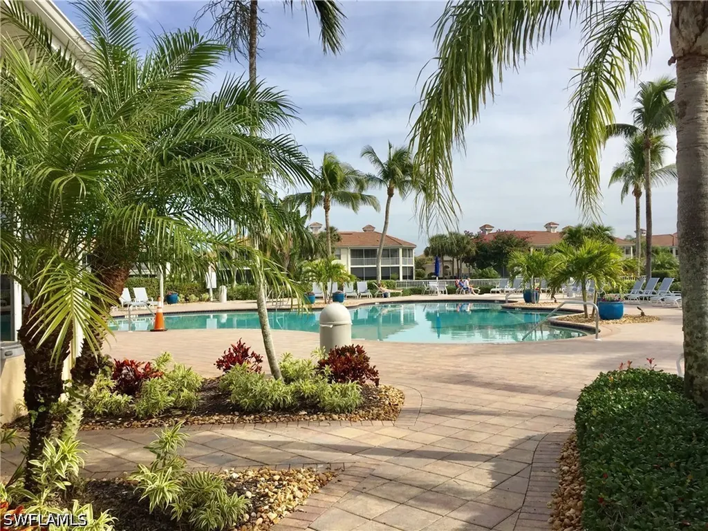 3017 Driftwood Way Naples FL 34109