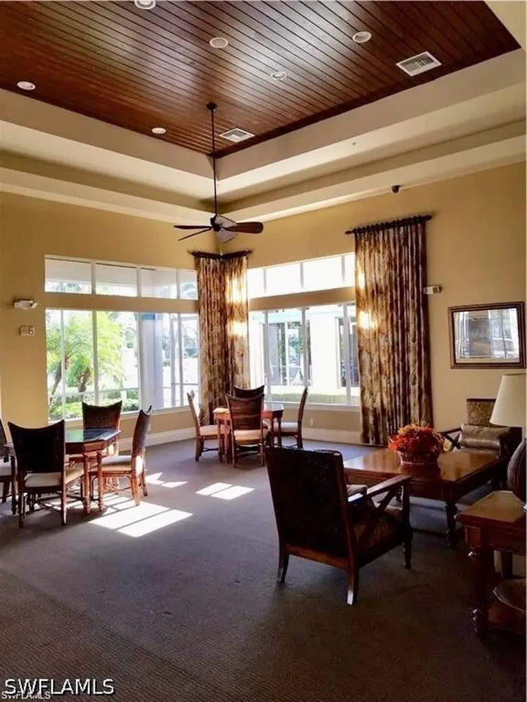 3017 Driftwood Way Naples FL 34109