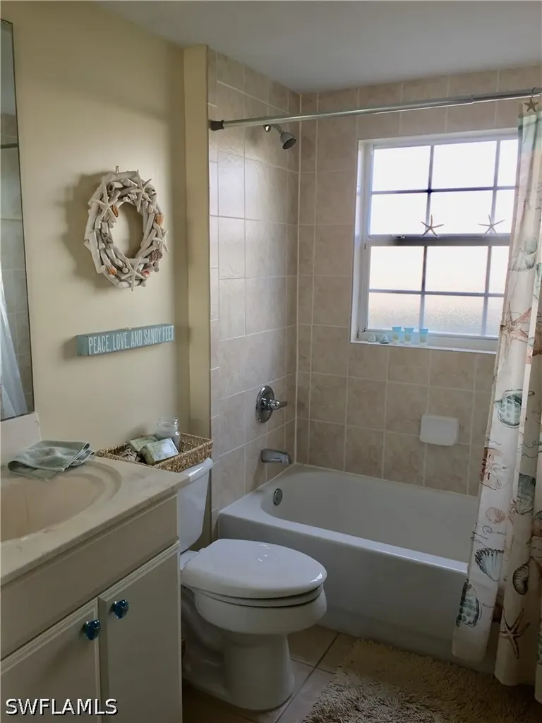 3017 Driftwood Way Naples FL 34109