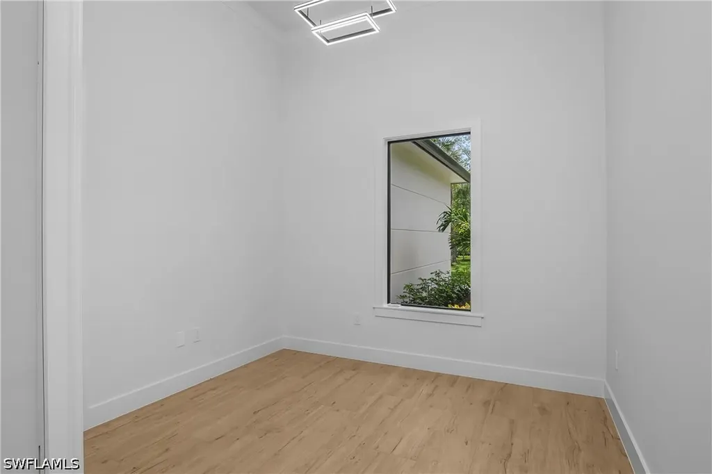 172 11th Street SW Naples FL 34117