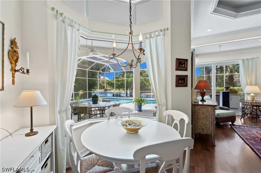 2039 Mission Drive Naples FL 34109