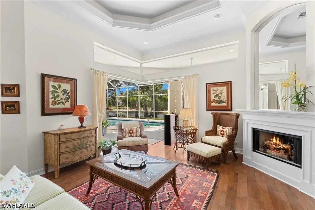 2039 Mission Drive Naples FL 34109